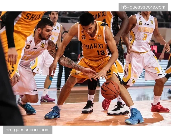 【2026年4月CBA联赛控球率与转化率趋势·非赛事·通讯校园篮球联赛数据分析报告显示，高中生队伍控球率分布趋近职业化